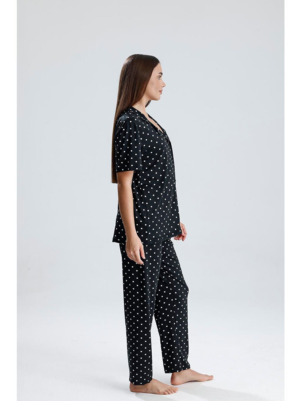 Kadın Puantiye Desen Önden Düğmeli Pijama Takım | Siyah-3