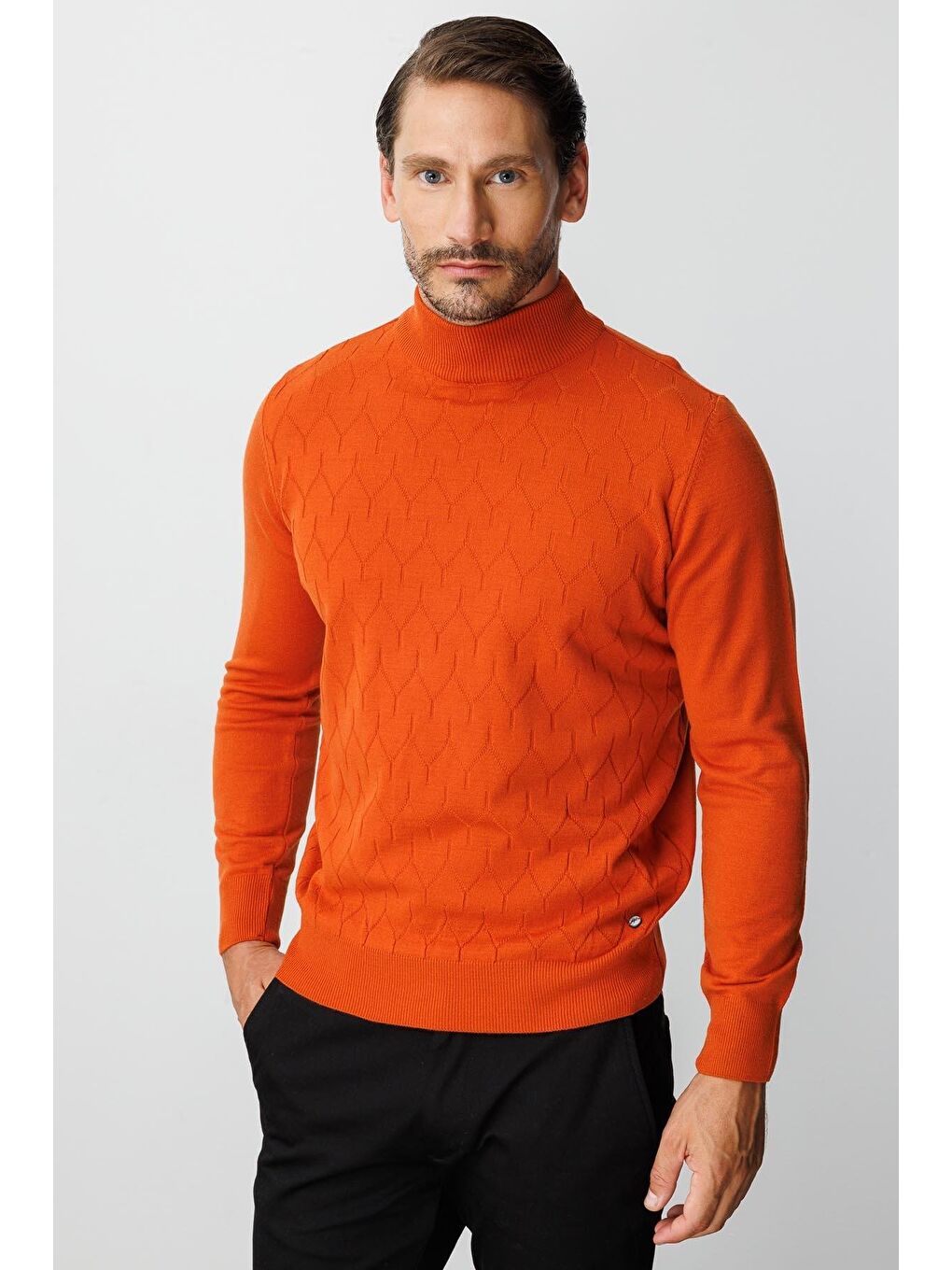 Turuncu Dar Kalıp Yarım Balıkçı Düz Uzun Kollu Triko