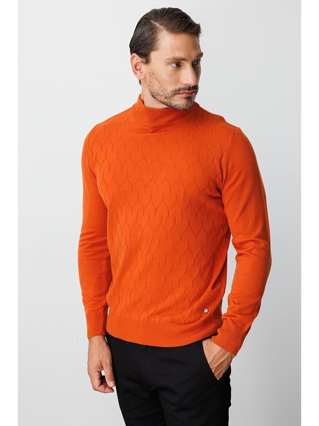 Turuncu Dar Kalıp Yarım Balıkçı Düz Uzun Kollu Triko-1