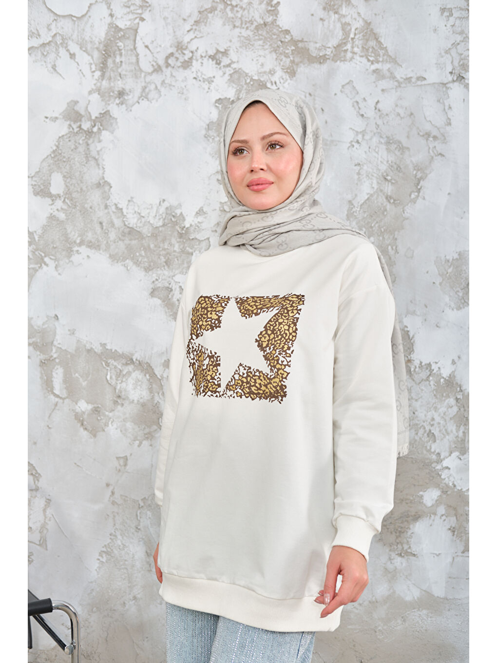 Kadın Yıldız Baskılı Sweat Beyaz-2