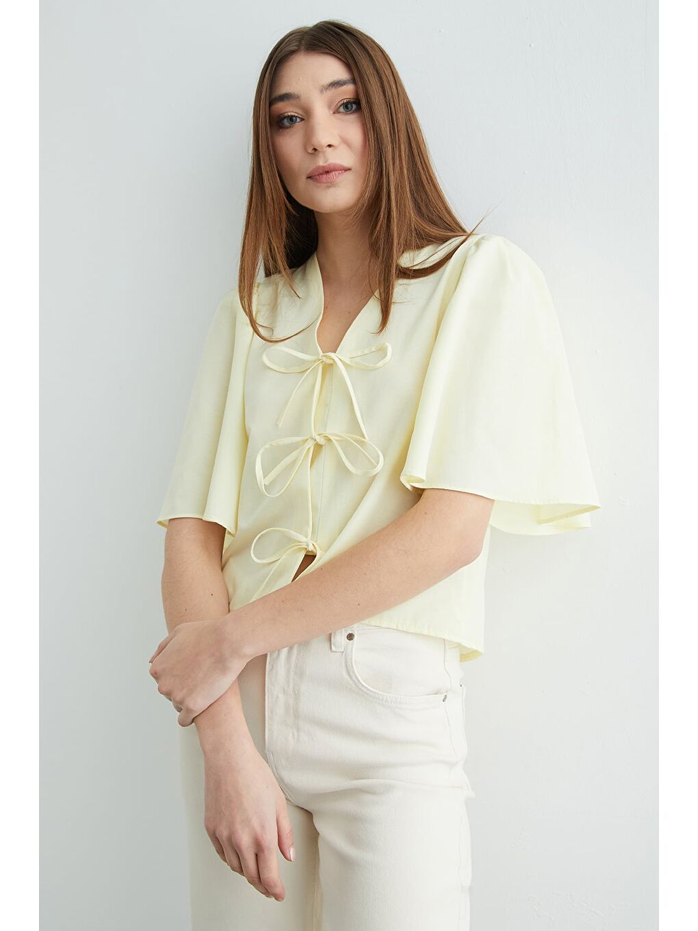 Sarı Önden Bağlamalı Geniş Kol Bluz-3