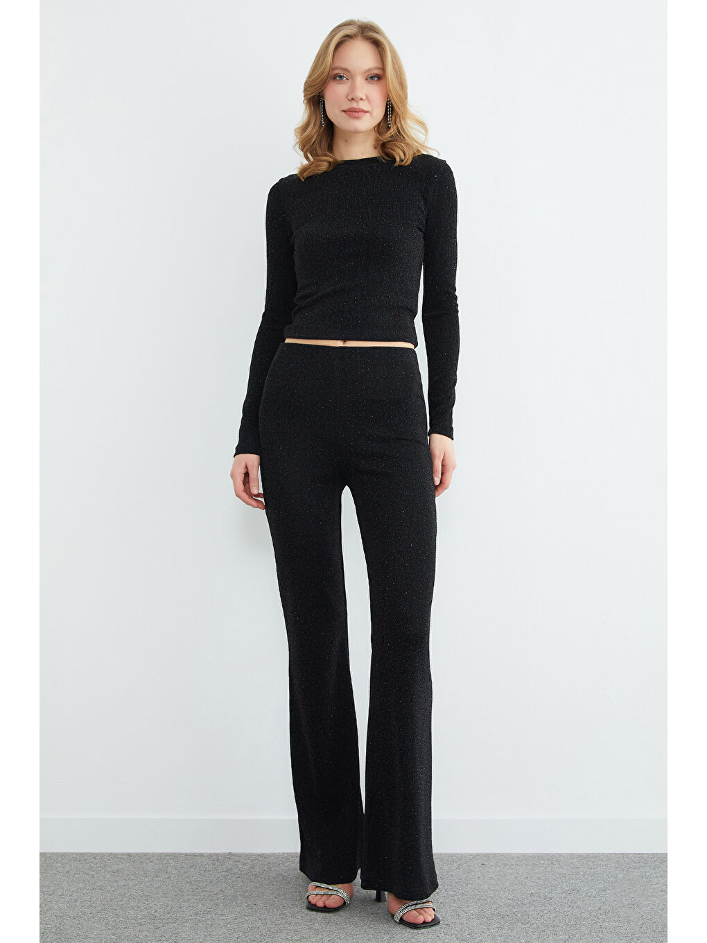 Siyah Beli Lastikli Taşlı Simli Flare Pantolon-1