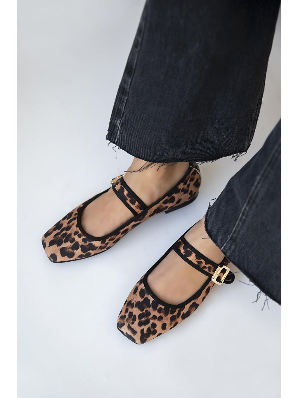 Kahverengi Carlisa Kadın  Kemer  Detay  Kumaş Babet Leopar-2