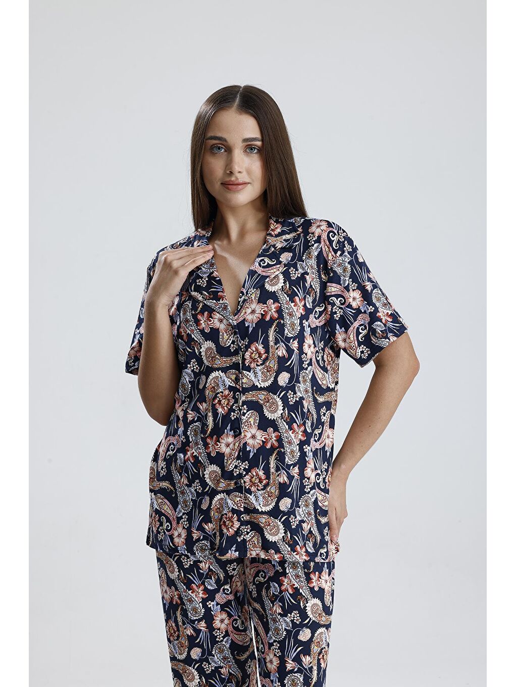 Lacivert Kadın Önden Düğmeli Şal Desen Pijama Takım-2