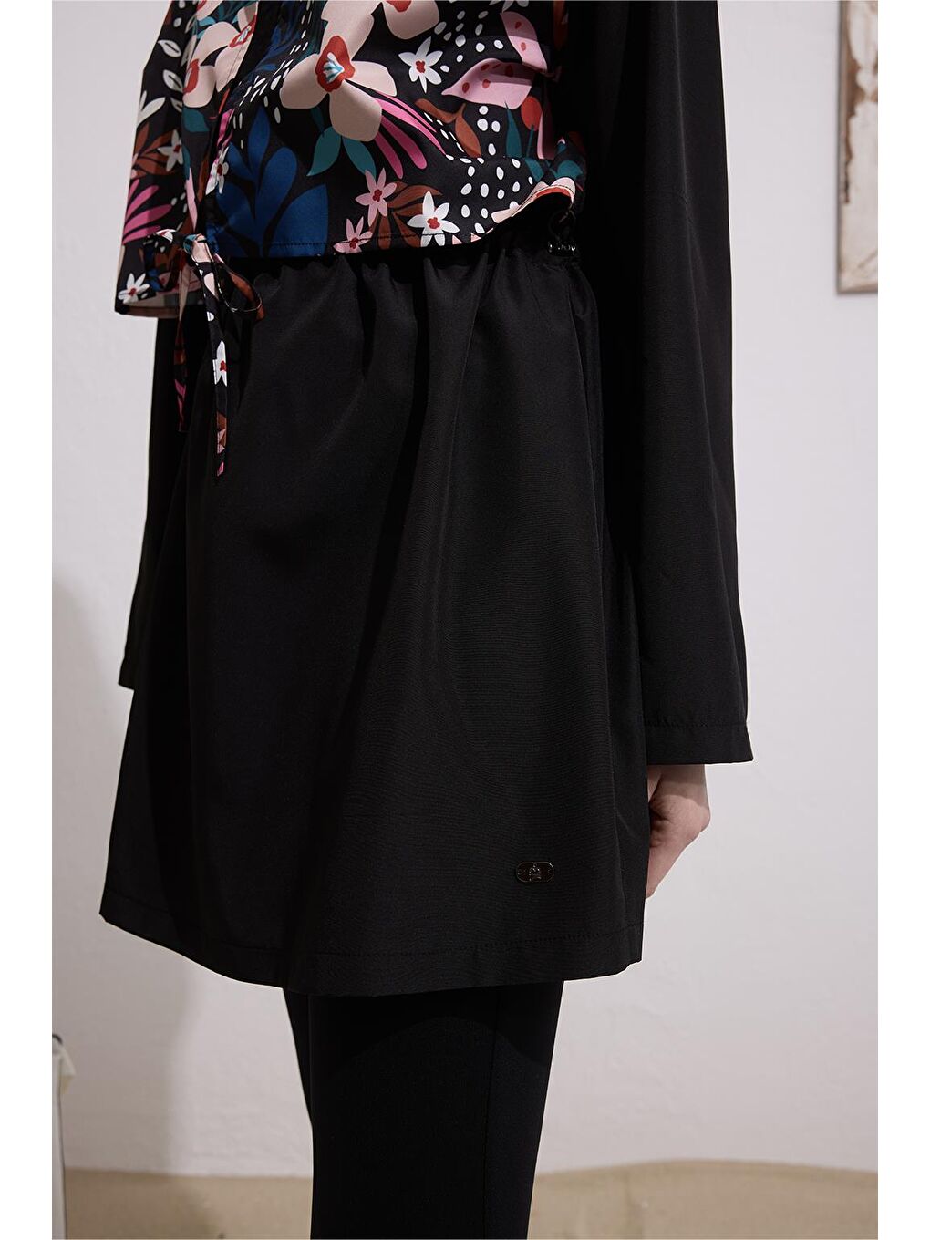 Paraşüt Desenli Bağlamalı Tesettür Mayo Takım Siyah-5