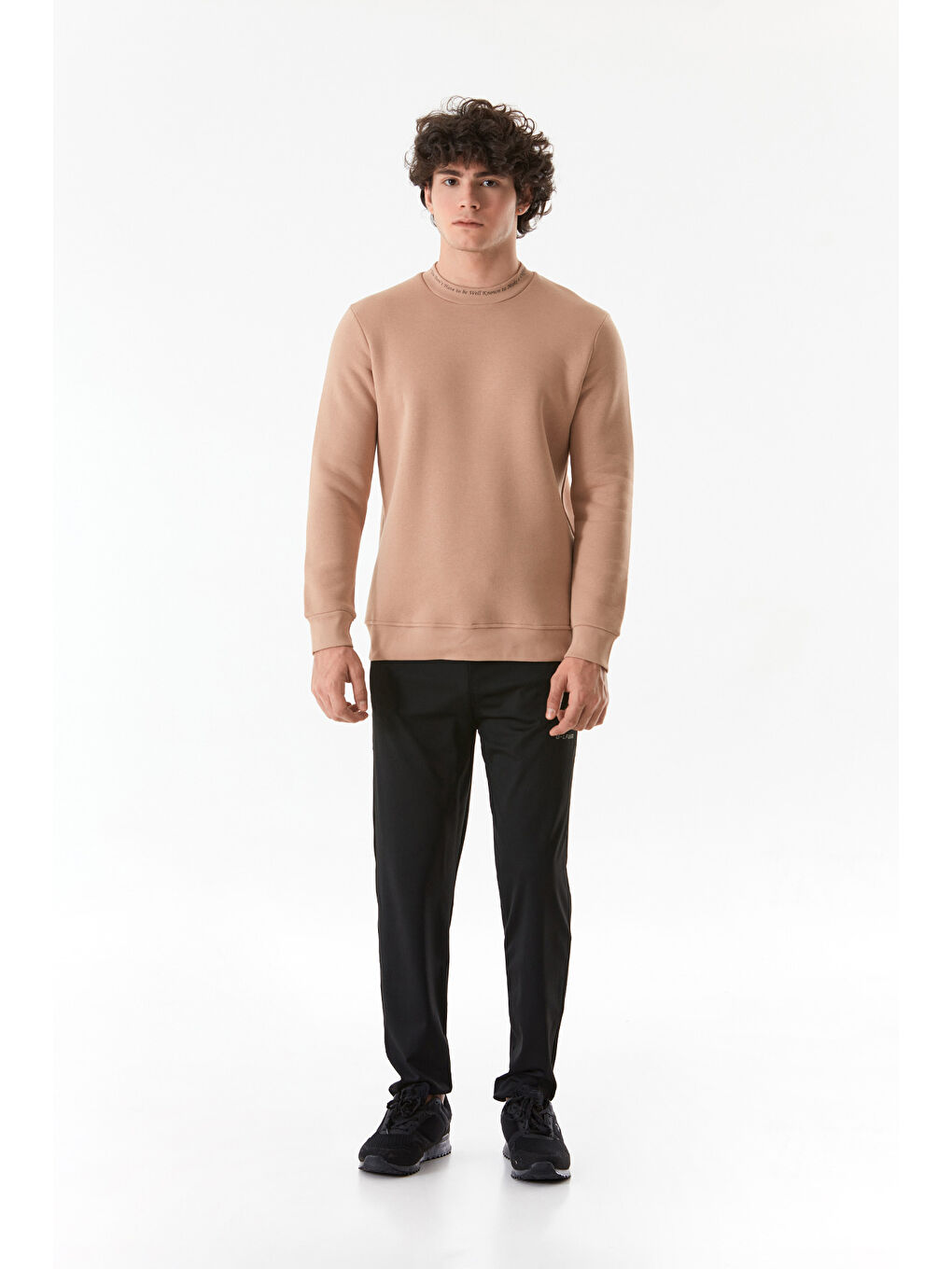 Fullamoda Camel-Bej Yazı Baskılı Dik Yaka Sweatshirt - 1