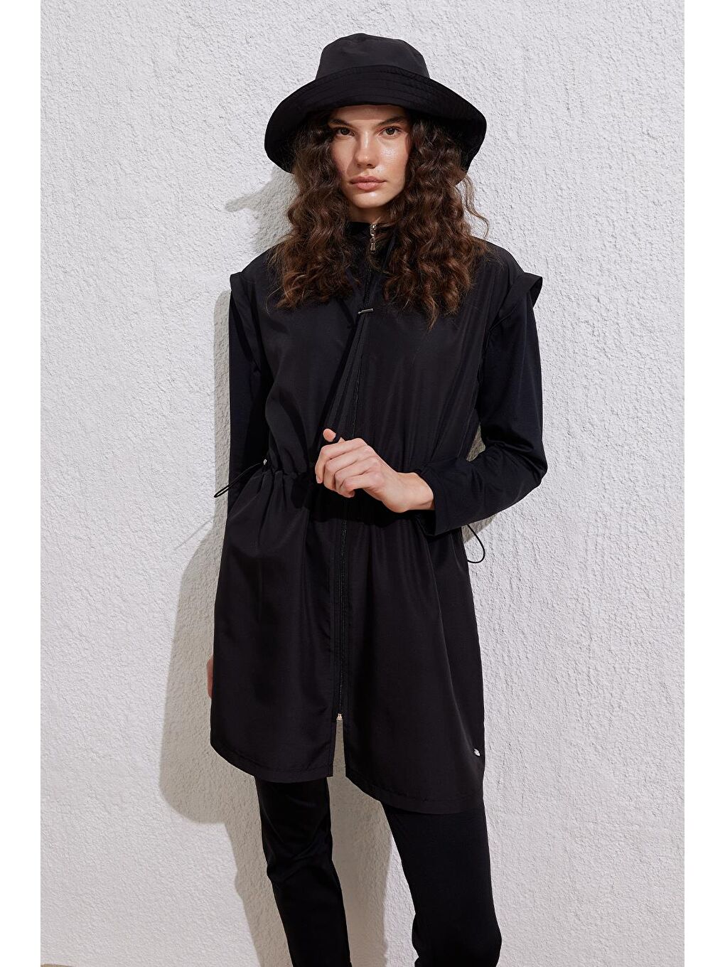 Paraşüt Beli Büzgülü Fermuarlı Tesettür Mayo Takım Siyah-4