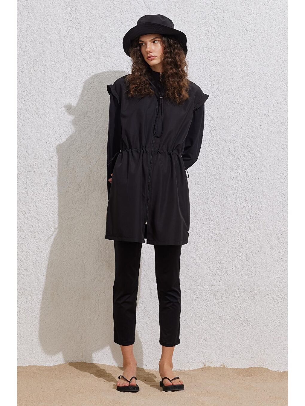 Paraşüt Beli Büzgülü Fermuarlı Tesettür Mayo Takım Siyah-7