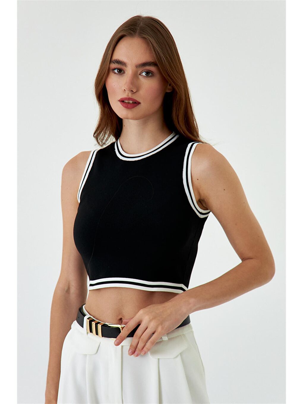 Bisiklet Yaka Triko Siyah Crop Top
