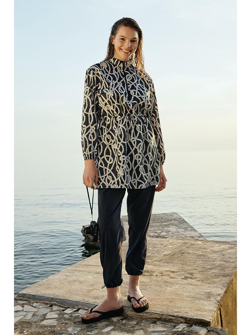 Paraşüt Beli Büzgülü Tesettür Mayo Takım Siyah