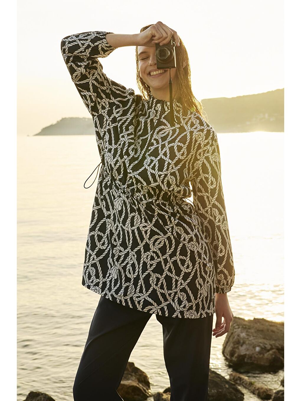 Paraşüt Beli Büzgülü Tesettür Mayo Takım Siyah-2