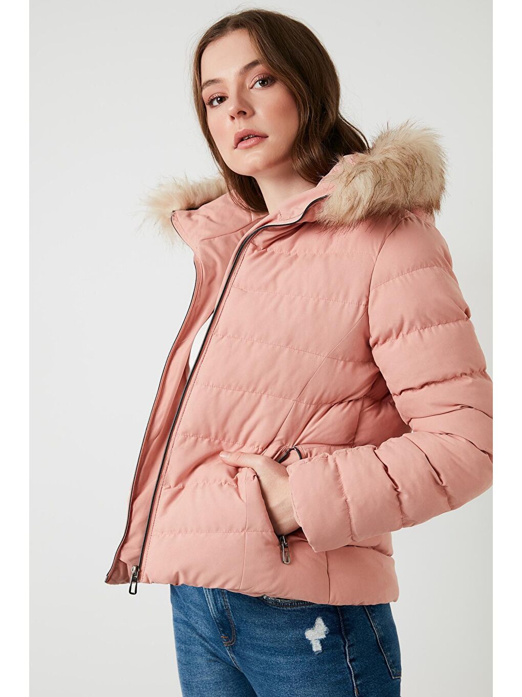 Pembe Tüylü Kapüşonlu Cepli Şişme Mont 497AURA-2