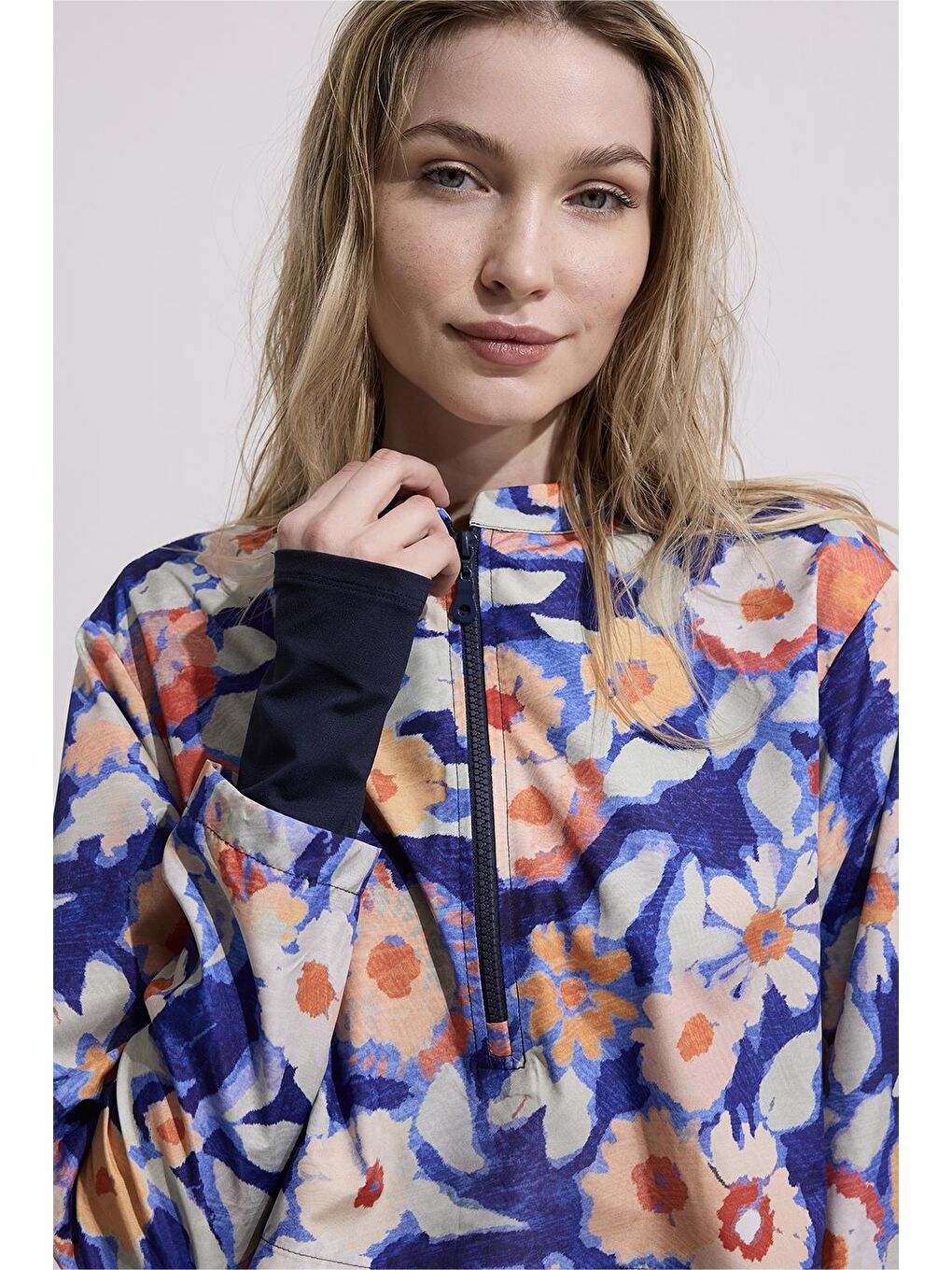 Paraşüt Renkli Desenli Çift Katlı Tesettür Mayo Takım Lacivert-8