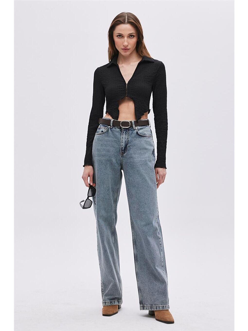 Siyah Asimetrik Kesim Crop Bluz-1