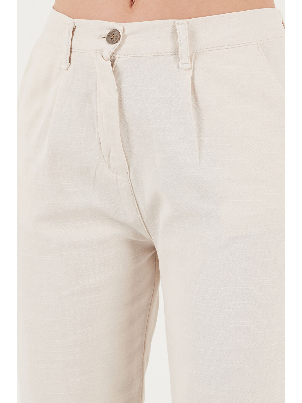 Bej Pamuklu Slim Fit Normal Bel Düz Paça Kadın Pantolon 668Y5121-5