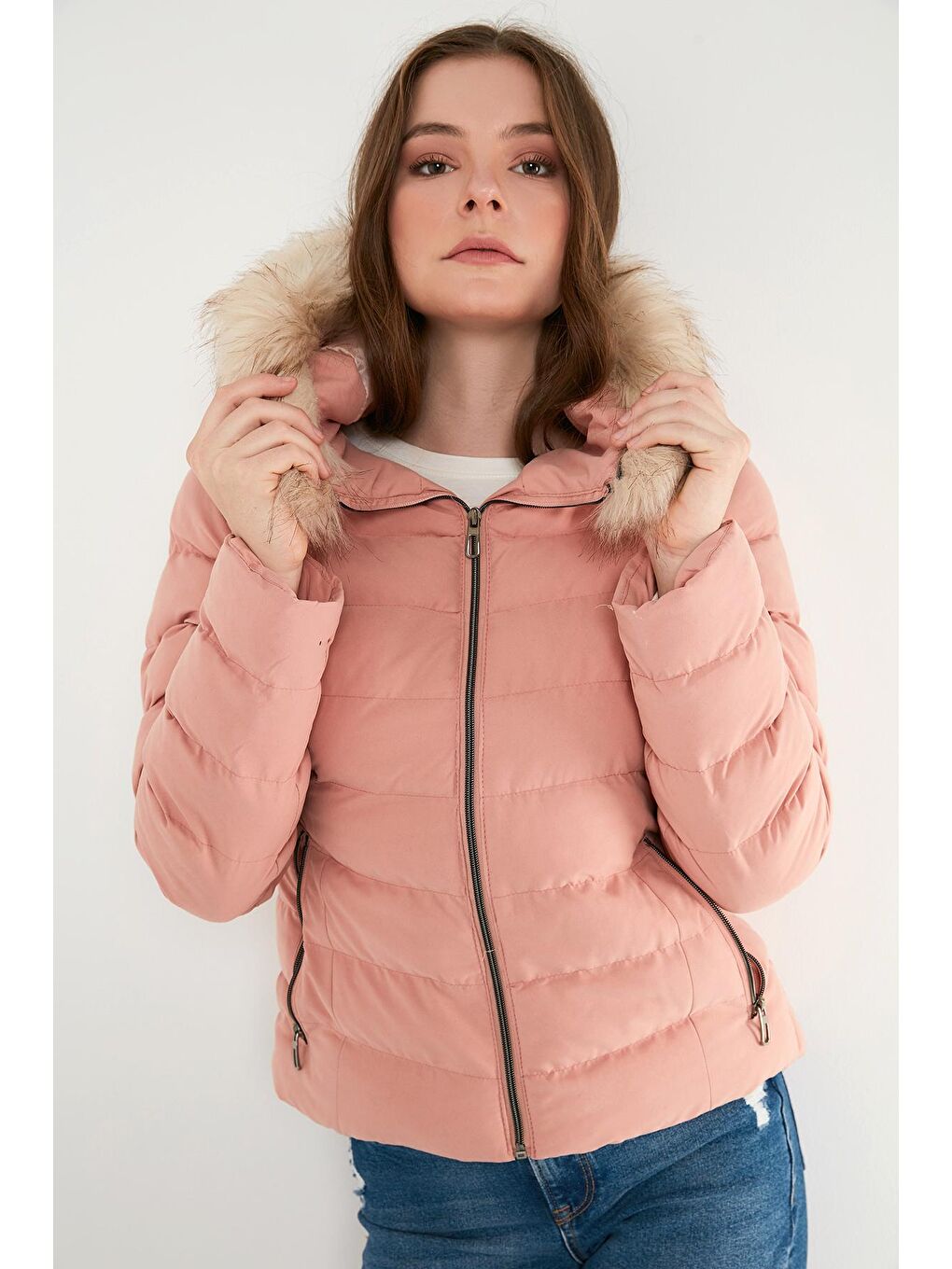 Pembe Tüylü Kapüşonlu Cepli Şişme Mont 497AURA-6