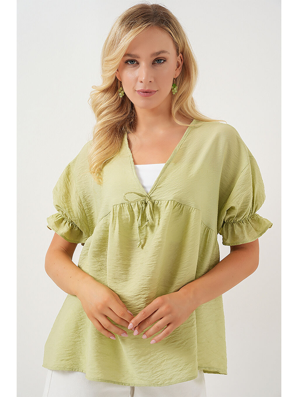Kadın Önü Bağcıklı Kısa Kol Bluz 962 - E.Yeşil-3