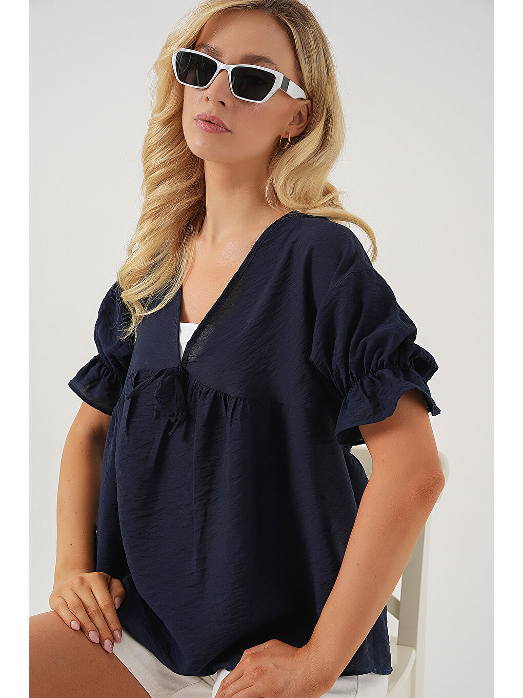 Kadın Önü Bağcıklı Kısa Kol Bluz 962 - Lacivert-3