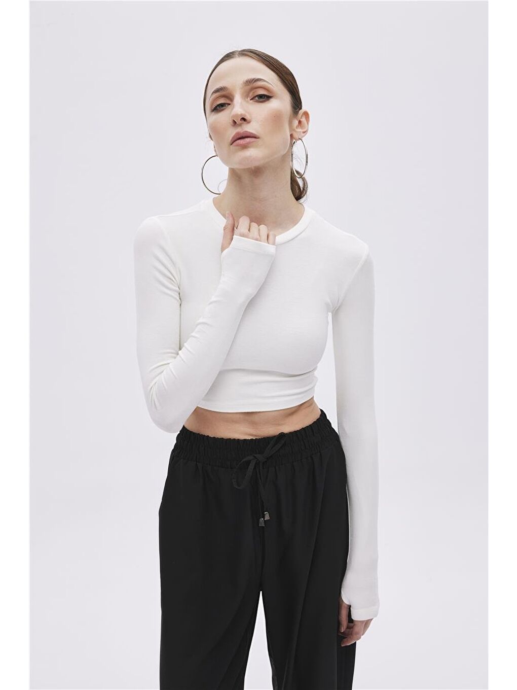 Ekru Viskon Crop Bluz-1