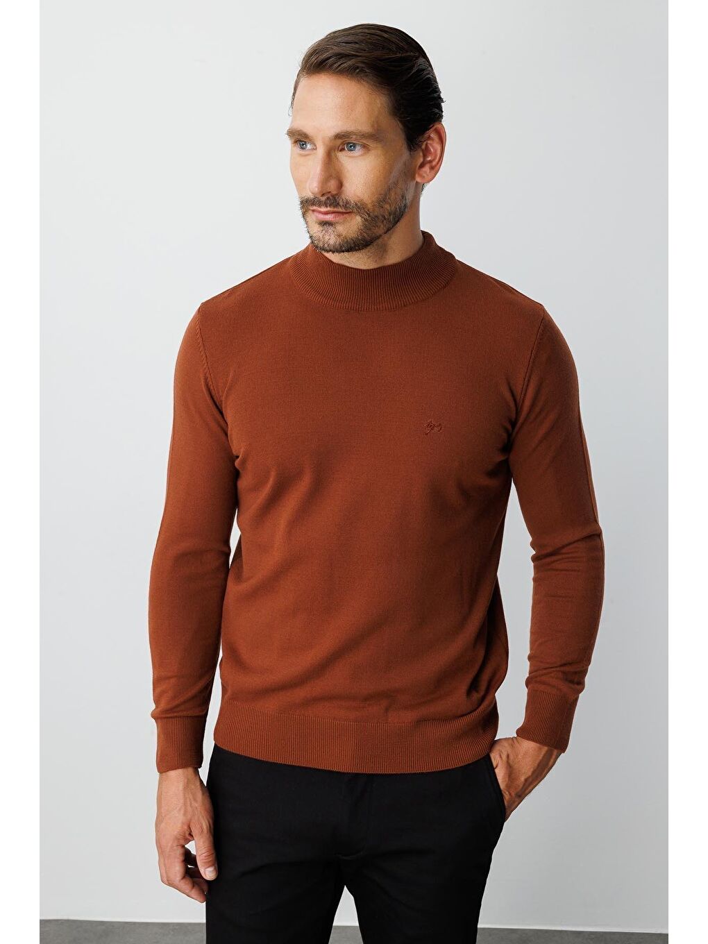 Turuncu Kiremit Dar Kalıp Yarım Balıkçı Düz Triko-1