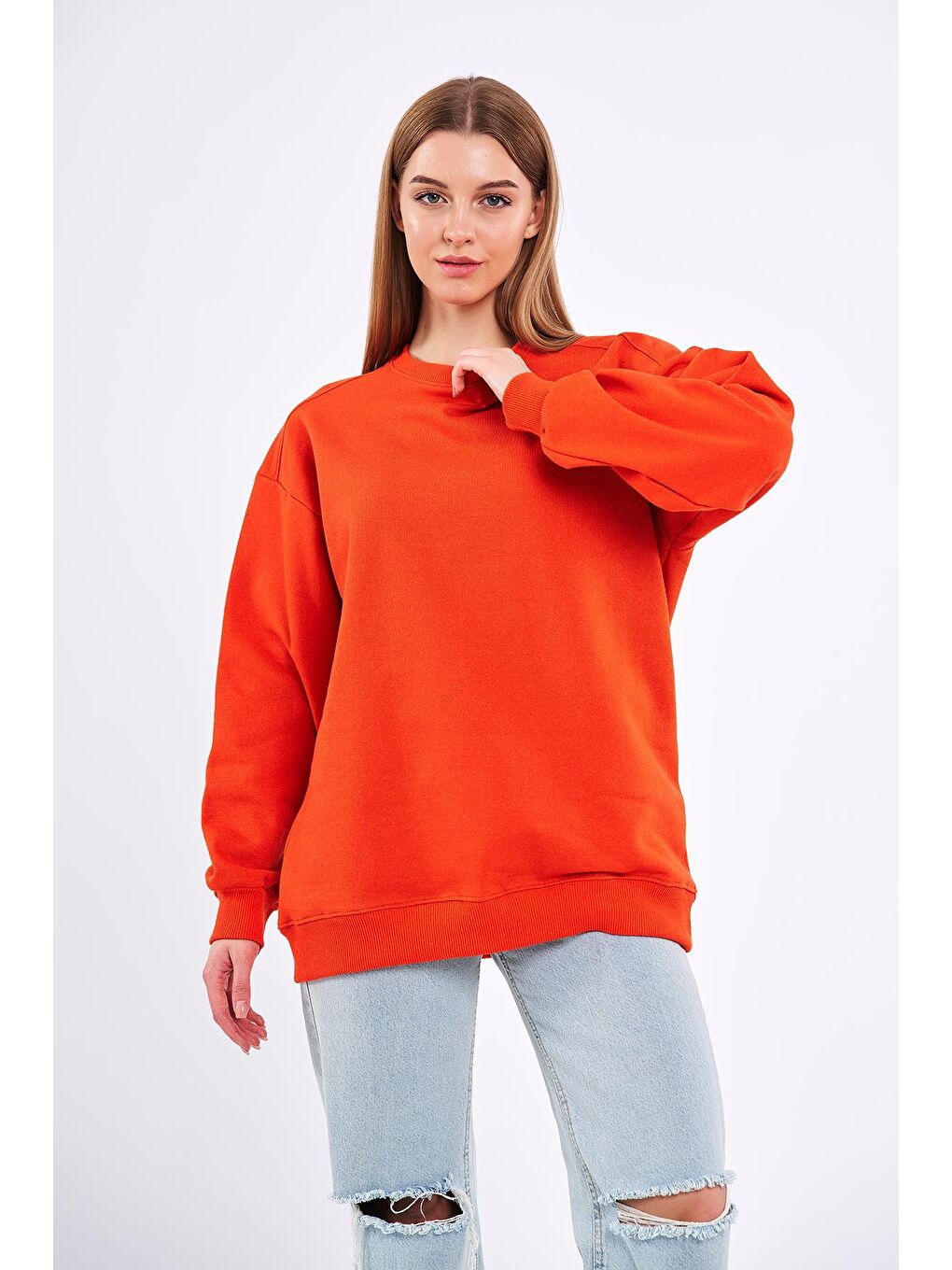 MMETALIC Turuncu Kadın Pamuklu Oversize Basic Bisiklet Yaka Sweatshirt - 1