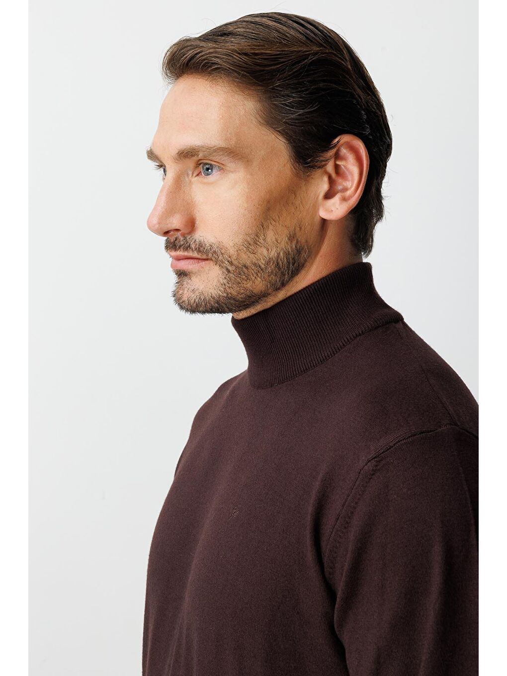 Kahverengi Kahve Dar Kalıp Yarım Balıkçı Düz Triko-4