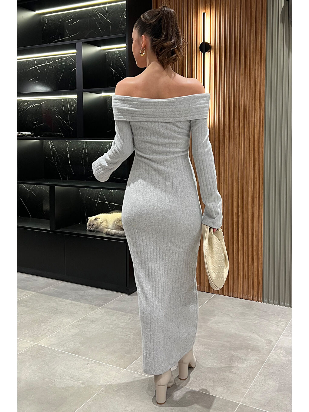 Gri Madonna Yaka Kadın Uzun Elbise-3