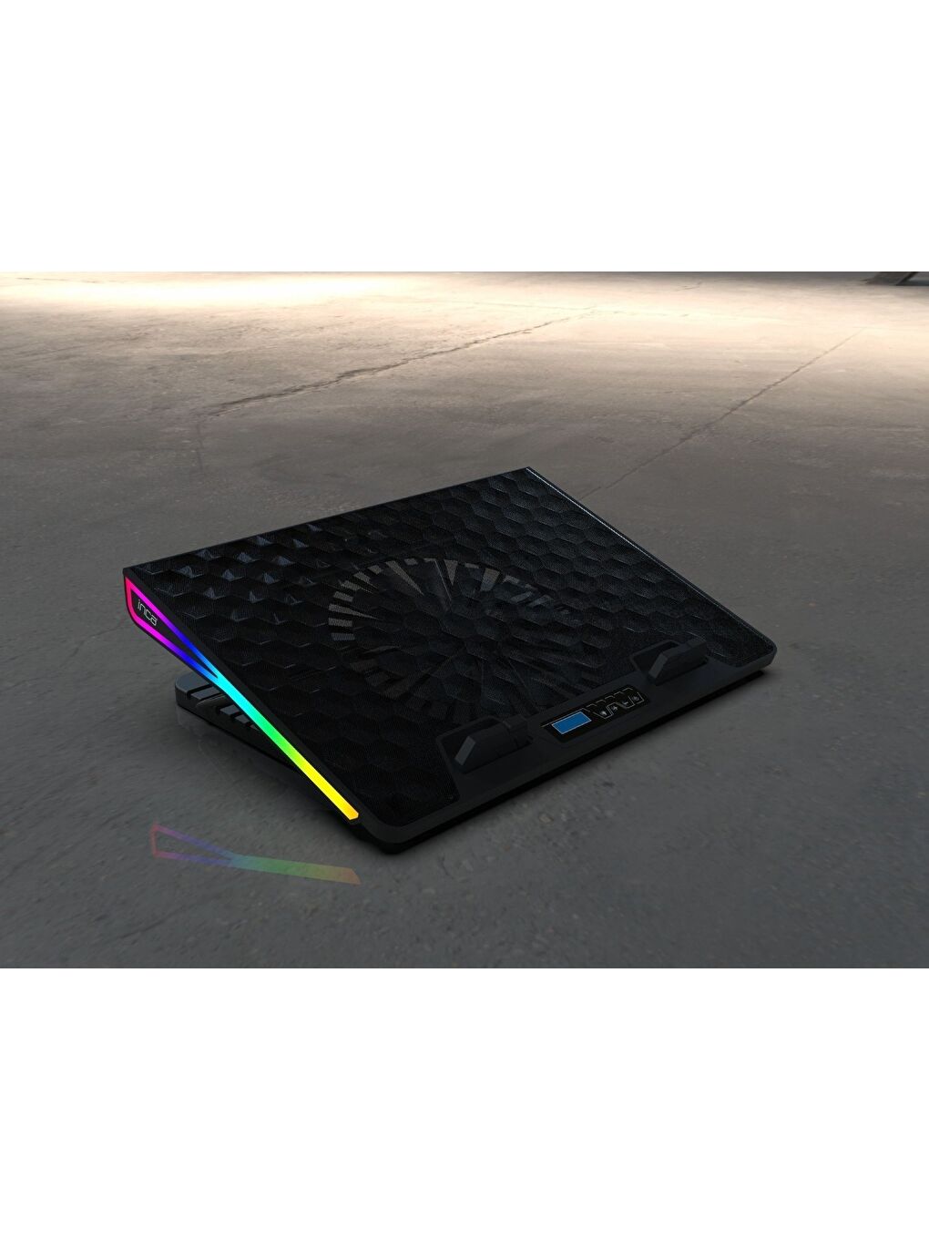 Inca INC-608GMS Bıg Fan, Rgb LCD Panel, 7 Rgb Mode 13 ”-18” Gaming Notebook Soğutucu-5