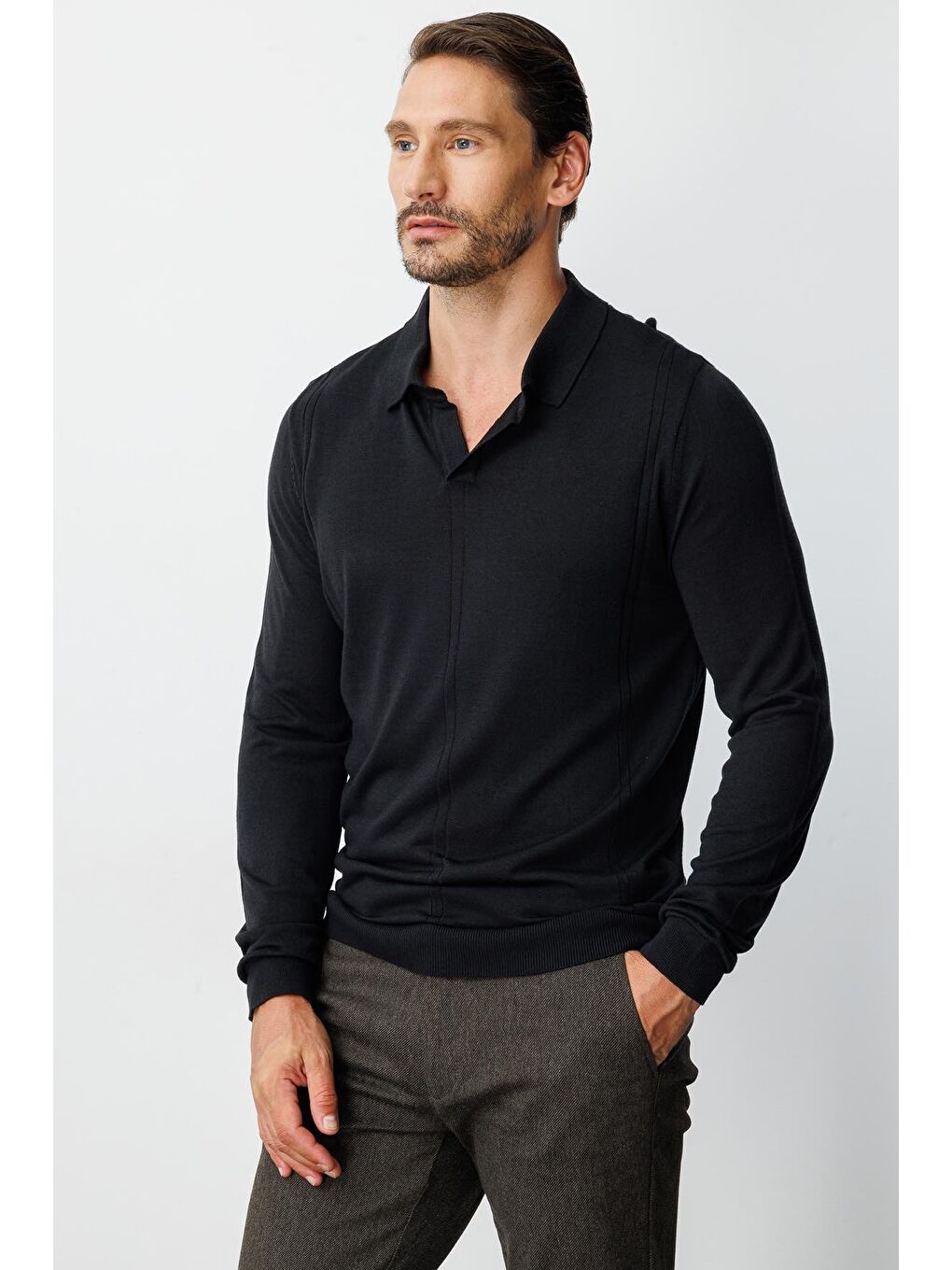 Siyah Polo Yaka Düz Uzun Kollu Triko-1