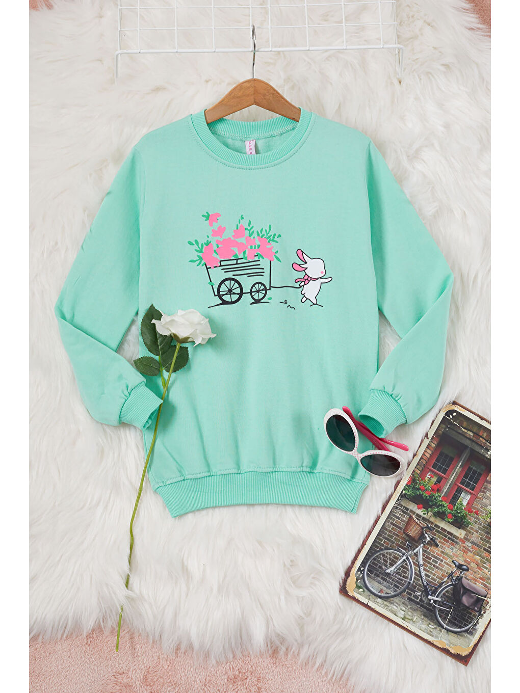 Pembe Life Kids Club Yeşil Çiçekli Tavşan Baskılı Kız Çocuk Sweatshirt 17276