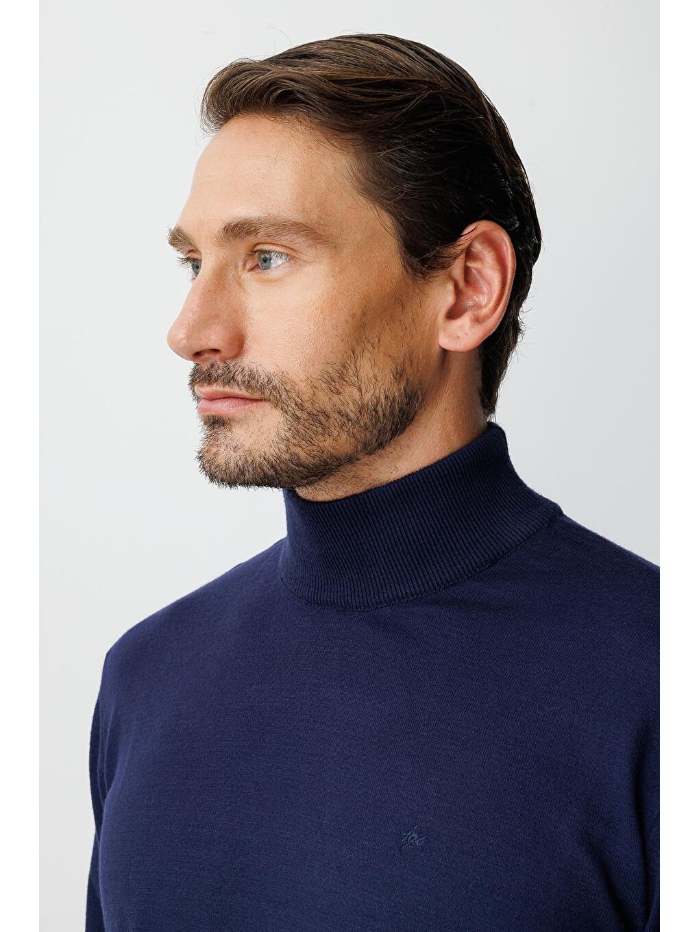 Lacivert Dar Kalıp Yarım Balıkçı Düz Triko-3