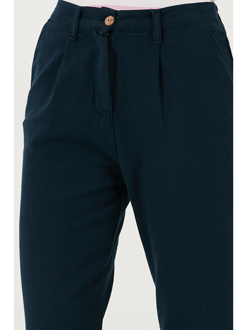 Lacivert Pamuklu Slim Fit Normal Bel Düz Paça Kadın Pantolon 668Y5121-5