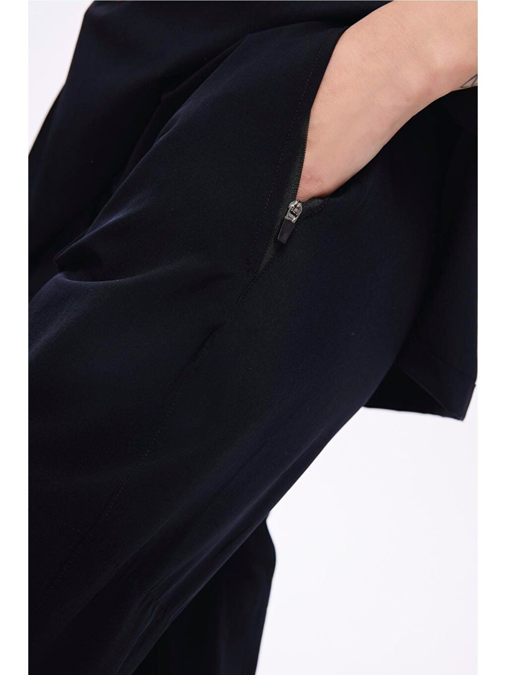 Kuşak Detaylı Dokulu Kumaş Kırmızı 5 Parça Yarı Kapalı Mayo Takımı 5046-5