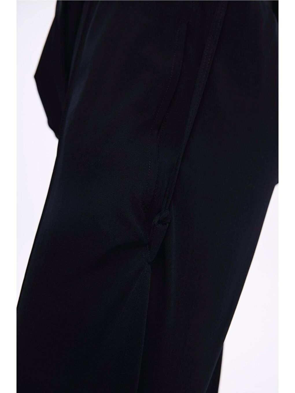 Kuşak Detaylı Dokulu Kumaş Kırmızı 5 Parça Yarı Kapalı Mayo Takımı 5046-8