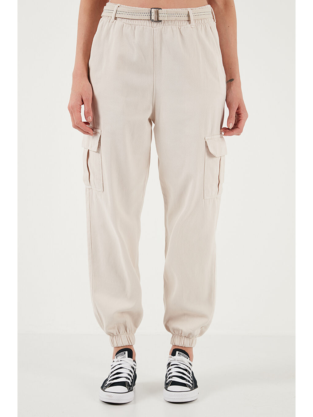 Lela Bej Pamuklu Standart Fit Normal Bel Lastikli Paça Kemerli Jogger Kadın Pantolon 668Yp5045 - 2