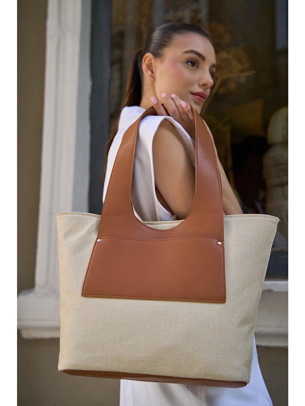 Kahverengi Cepli Kanvas Omuz Çantası Taba-1