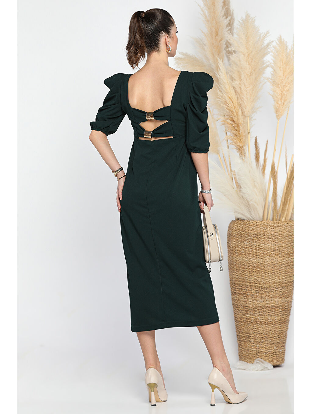 Yeşil Kadın Sırt Dekolteli Yırtmaçlı Kare Yaka Elbise-3