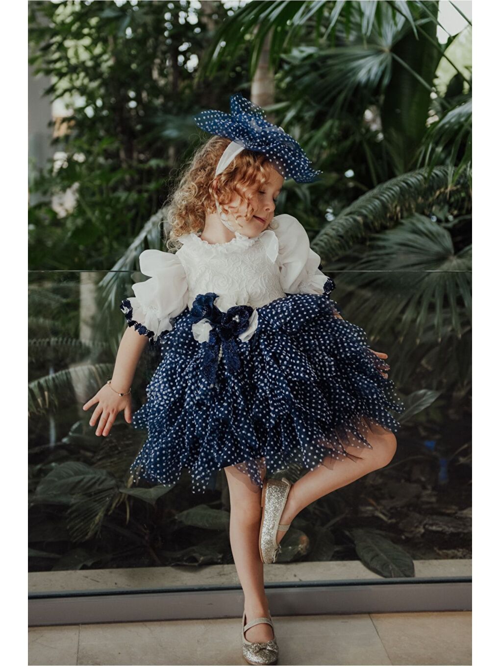 Beyaz Özel Tasarım Kız Çocuk Puantiyeli Elbise , Kısa Kız Çocuk Elbisesi, Saç Aksesuarlı Çocuk Abiye_M2349-5