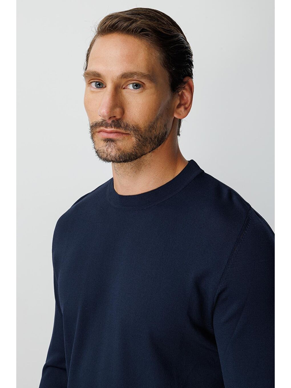 Lacivert Dar Kalıp Bisiklet Yaka Düz Uzun Kollu Triko-4