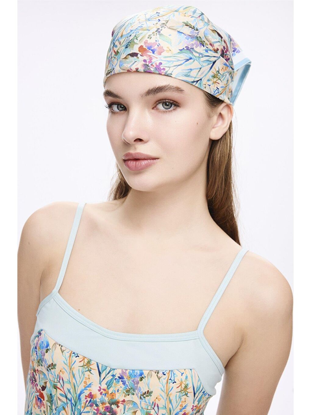 Yeşil Desenli Mavi Renk 4 Parça Yarı Kapalı Mayo - Tulum Takımı 5056-3