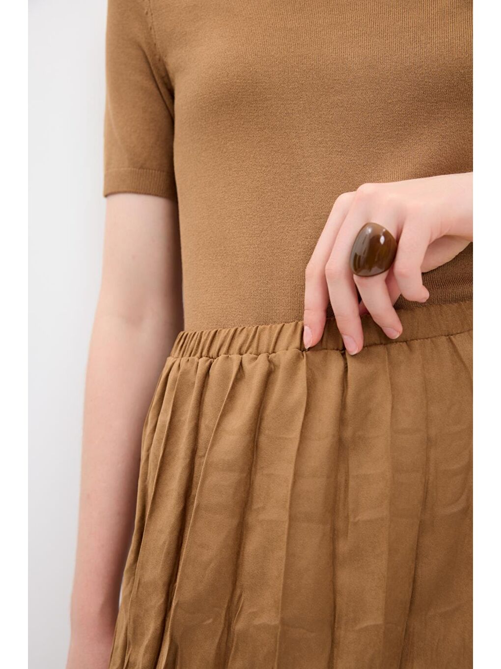 Kahverengi Kırışık Görünümlü Uzun Süet Etek Taba-1