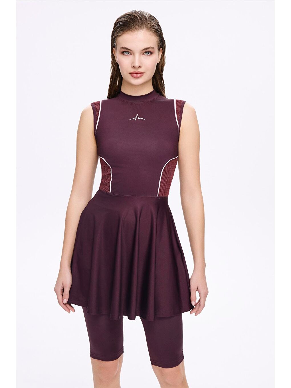 Spor Kesim Bordo 4 Parça Yarı Kapalı Mayo Takımı 5014