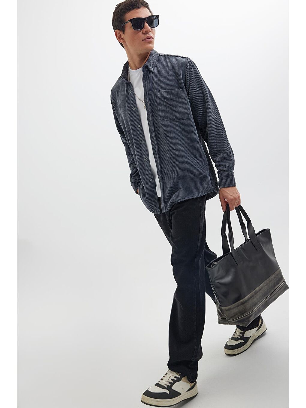 Erkek Regular Fit Rahat Kesim Fitilli Kadife Görünüm Düğmeli Yaka Gri Ceket Gömlek-4