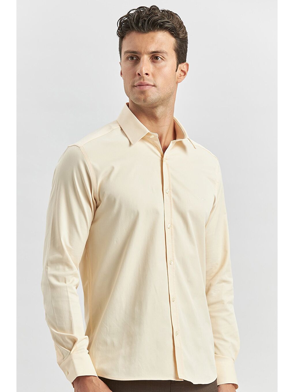 Açık Bej Uzun Kol Düz Bez Ayağı 032 Sert Yaka Classic Slim Fit Gömlek 1004240334-1