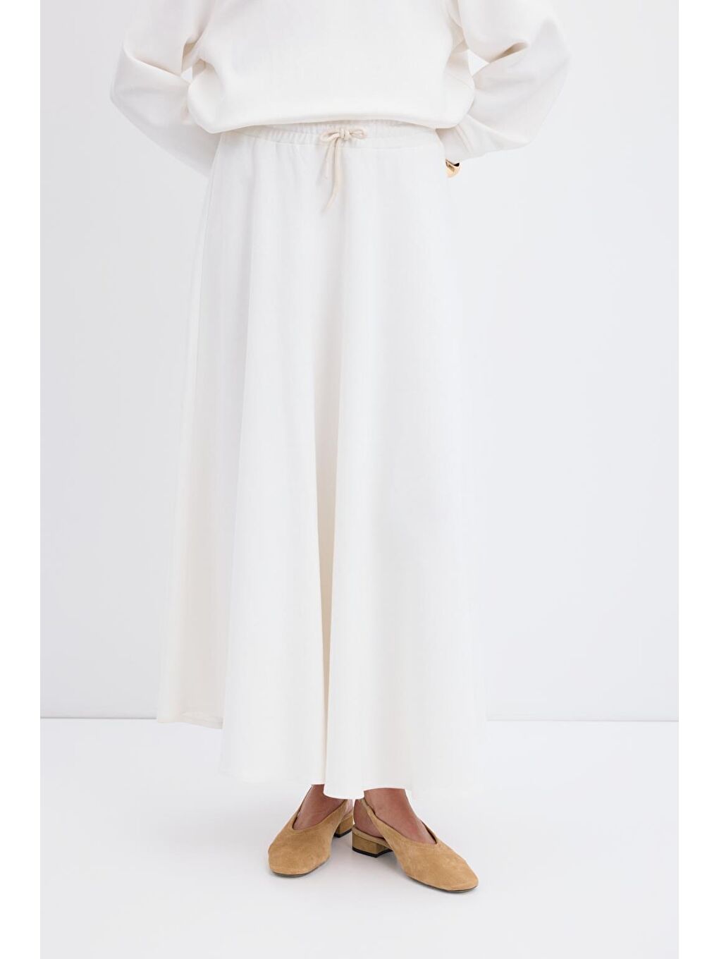 Yüksek Bel Bağcıklı Geniş Form Kloş Etek Ekru-2