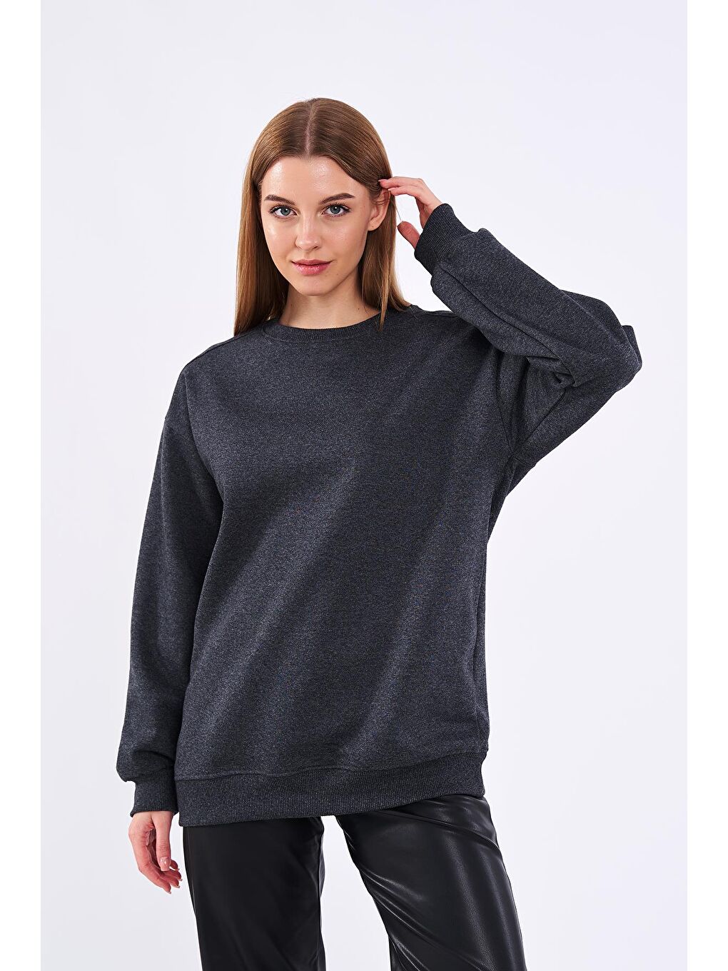 MMETALIC Antrasit Kadın Pamuklu Oversize Basic Bisiklet Yaka Sweatshirt - 1