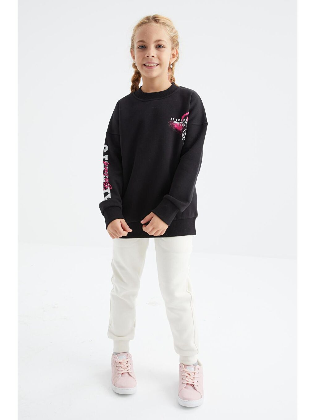 Siyah Baskı Detaylı O Yaka Kız Çocuk Sweatshirt - 75095-1