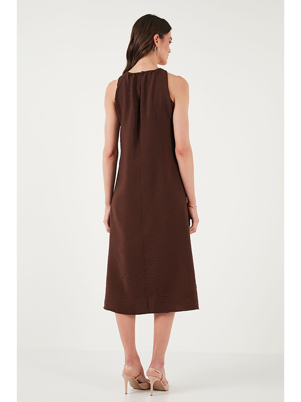 Kahverengi Regular Fit Halter Yaka Midi Boy Kadın Elbise 67810049-6