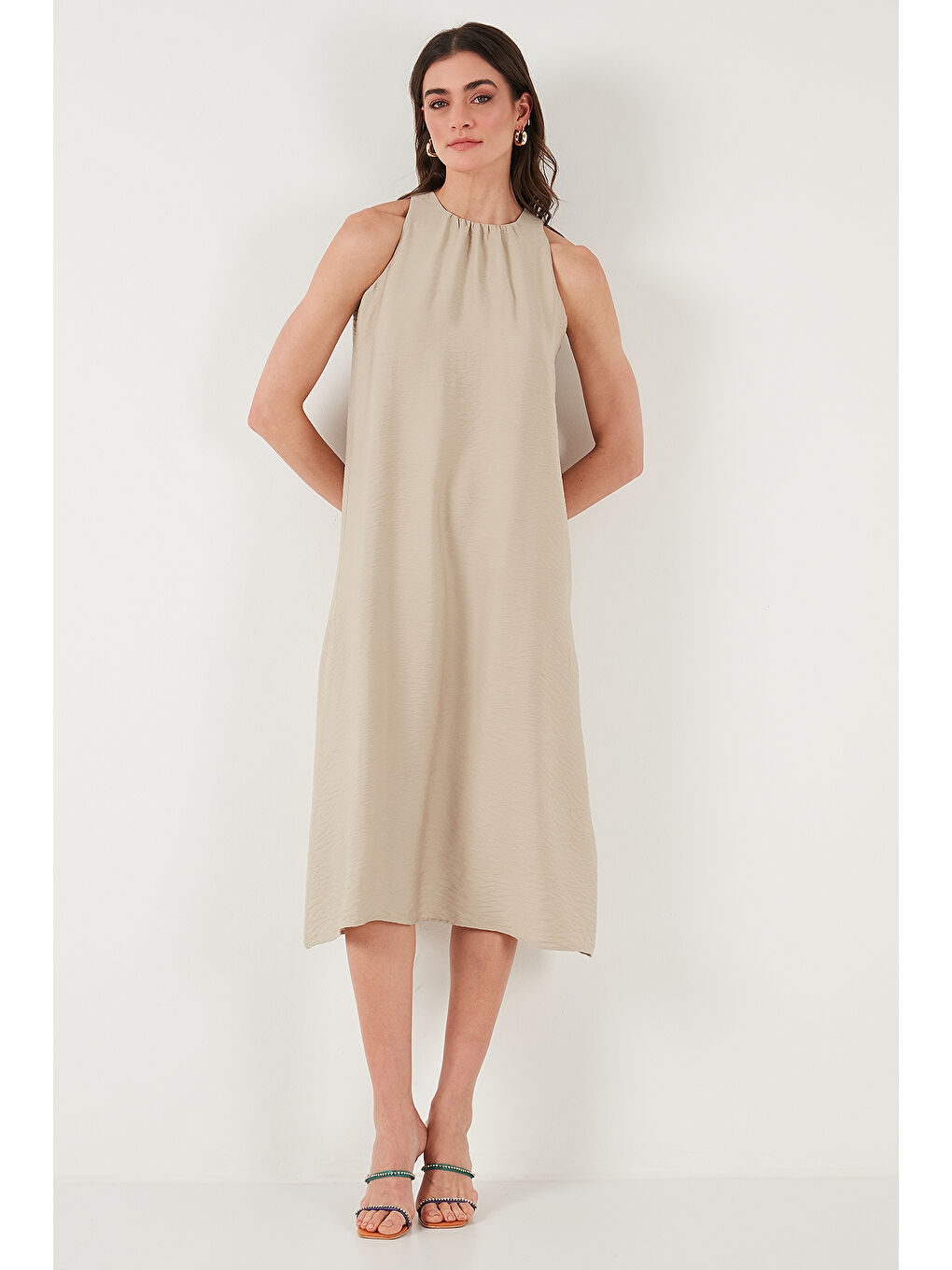 Bej Regular Fit Halter Yaka Midi Boy Kadın Elbise 67810049-3