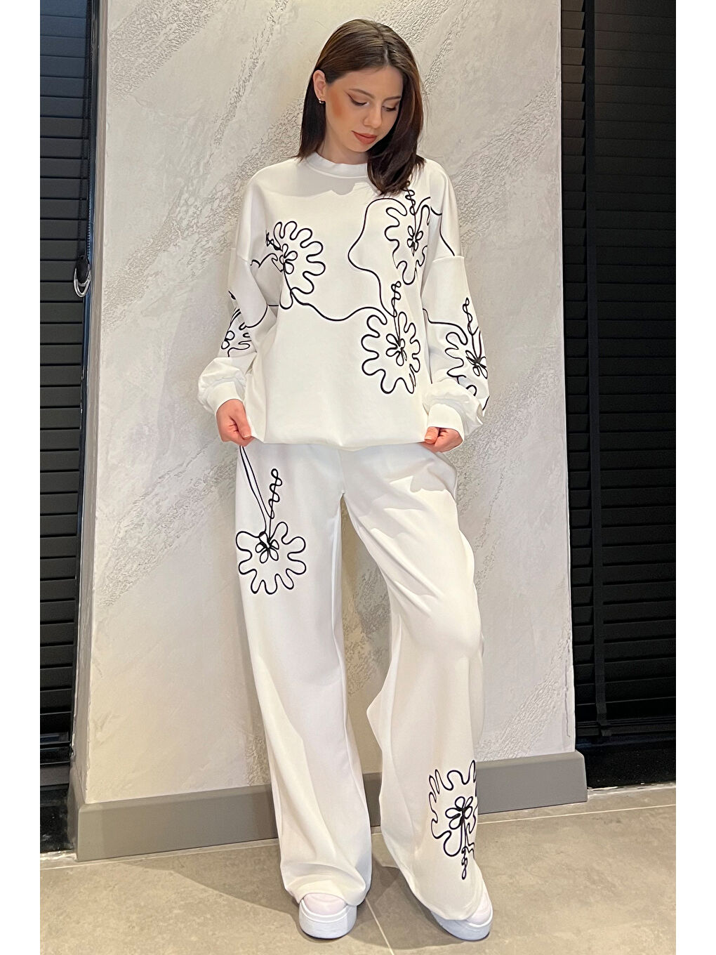 Beyaz Nakışlı Tunik Pantolon İkili Takım-1